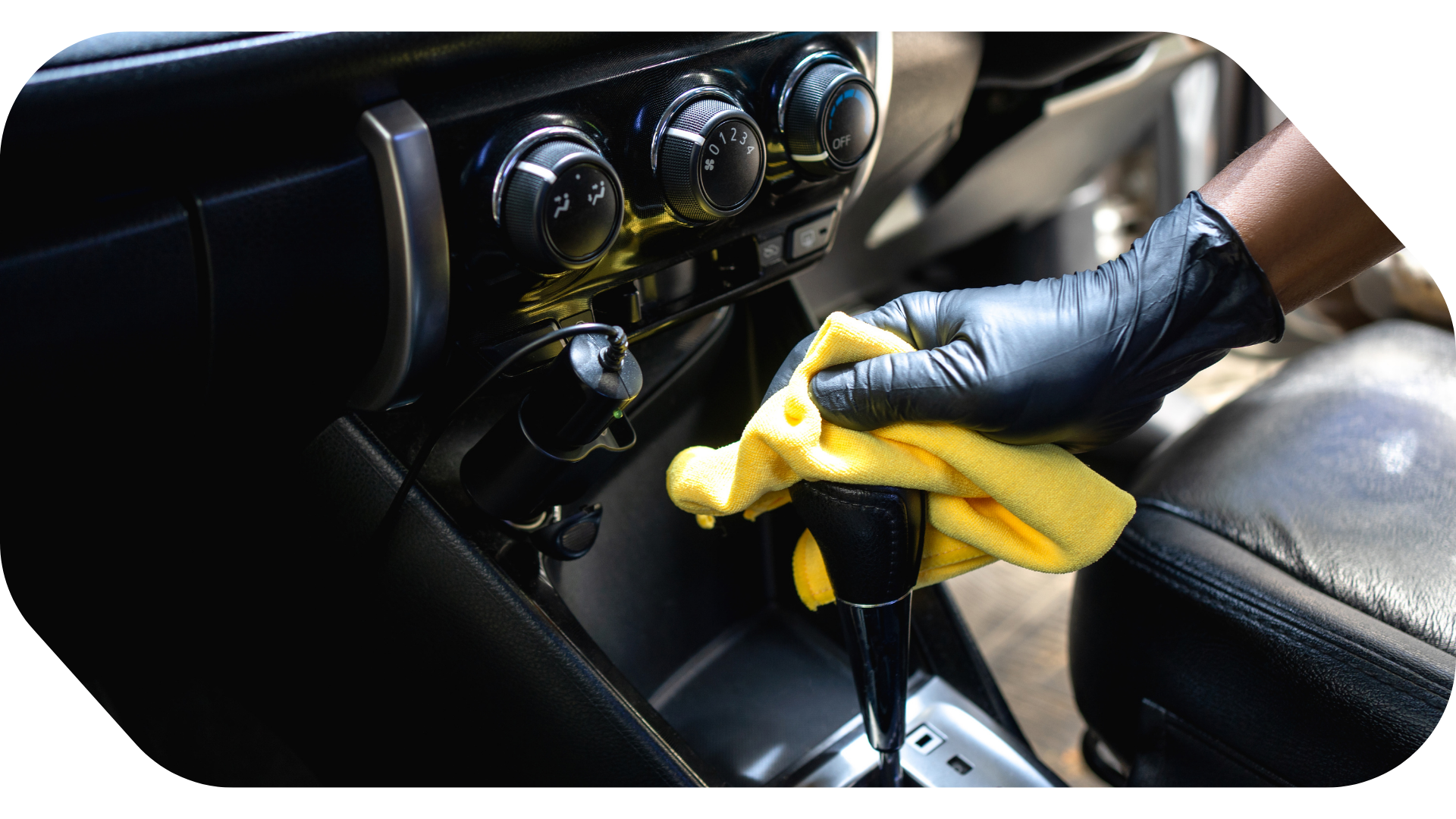 Massachusetts Mobile Detail | South Shore Mobile interior and exterior car, RV, truck, and boat detailing.